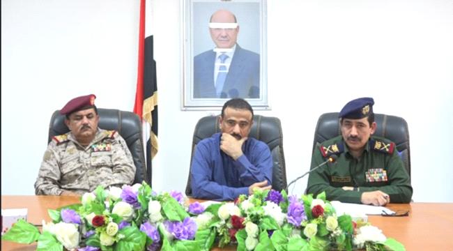 وزير الدفاع يطلق رصاصة الرحمة على تمرد الإخوان في شبوة ...ابرز نقاط لقاء عتق