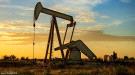 مخاوف التضخم تهبط بأسعار النفط رغم توترات الشرق الأوسط...